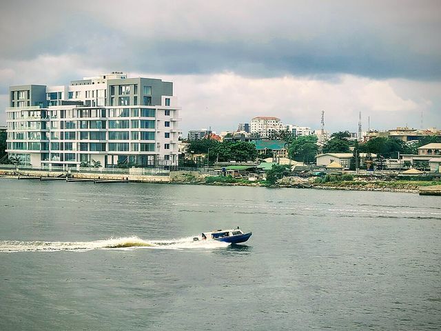 Lagos lagoon: Sunset boat cruise
