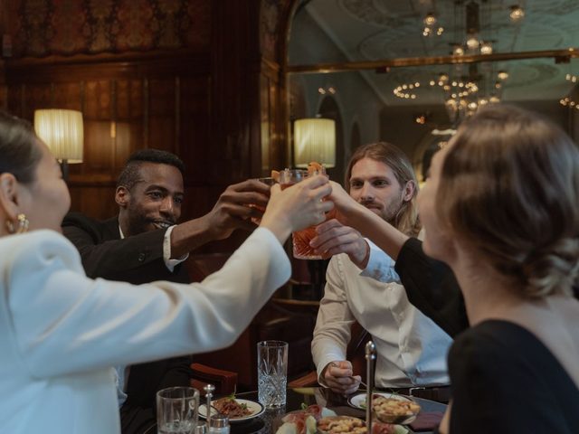 Dinners: Welcome dinner and farewell dinner