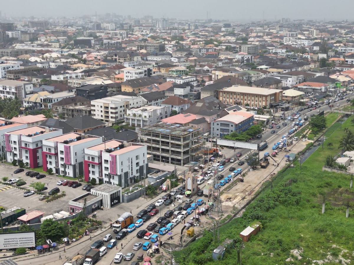 500 sqm plot in an estate layout (stock photo)